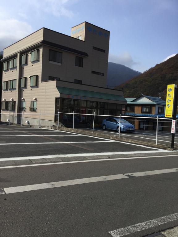 Hôtel Onsen Minshuku Yutakaya à Yuzawa  Extérieur photo